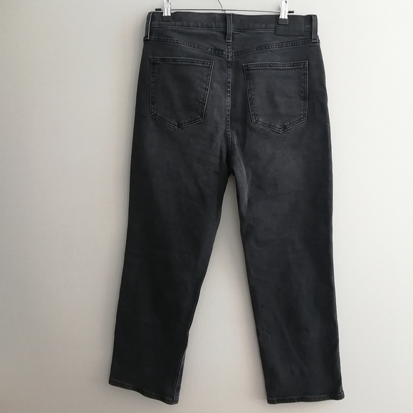 Aritzia Denim Forum The Arlo High Rise Straight Jeans in Black Licorice 31 - Picture 3 of 16